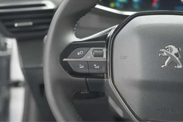 Peugeot 208 (2023) thumbnail 29