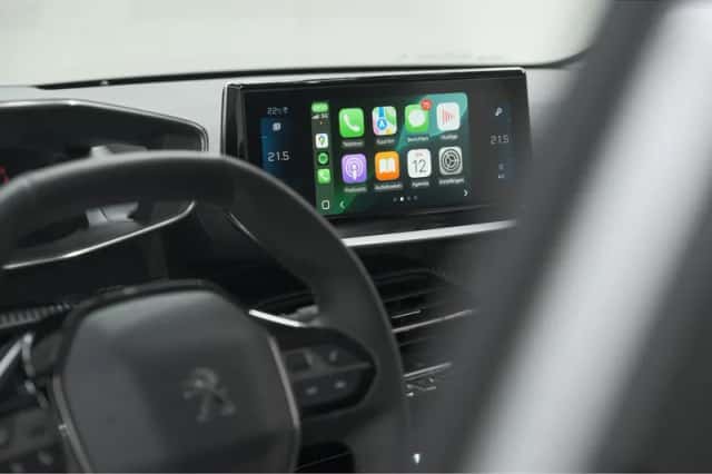 Peugeot 208 (2023) thumbnail 4