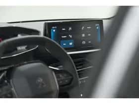 Peugeot 208 (2023) thumbnail 43