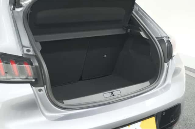 Peugeot 208 (2023) thumbnail 56