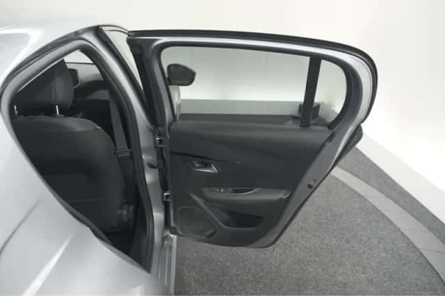 Peugeot 208 (2023) thumbnail 57