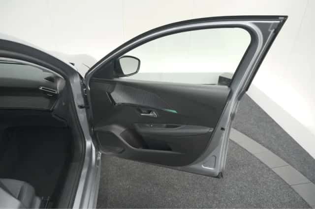 Peugeot 208 (2023) thumbnail 58