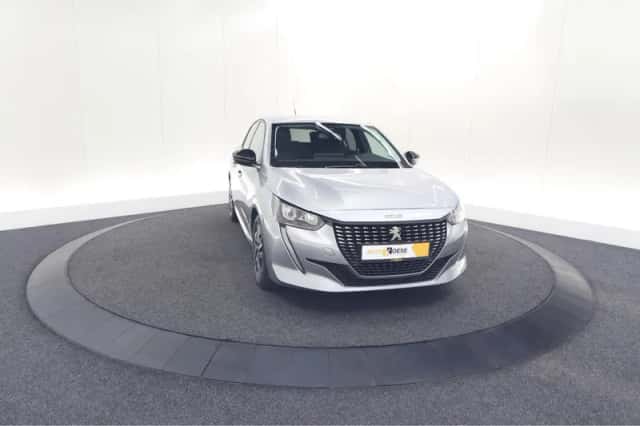Peugeot 208 (2023) thumbnail 65