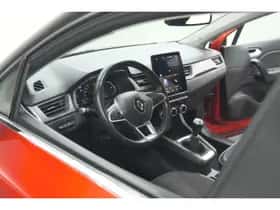 Renault Captur (2020) thumbnail 2