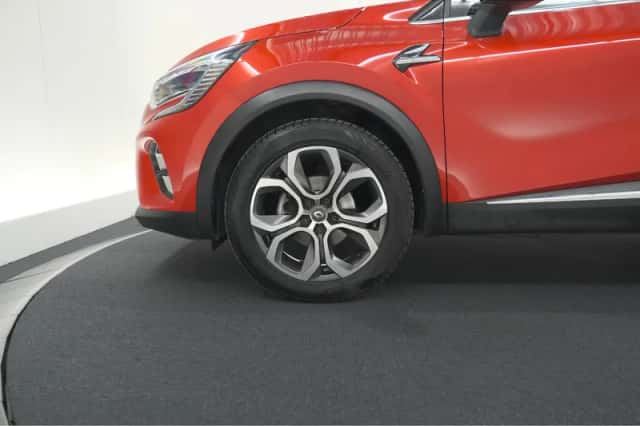 Renault Captur (2020) thumbnail 17
