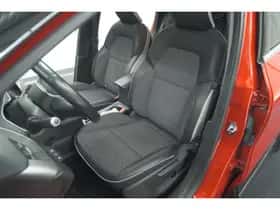 Renault Captur (2020) thumbnail 25