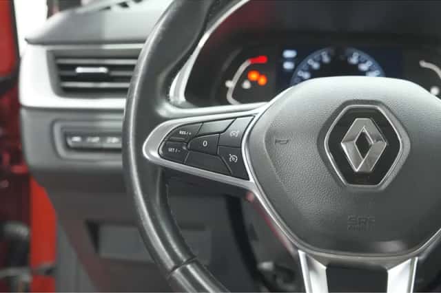 Renault Captur (2020) thumbnail 30