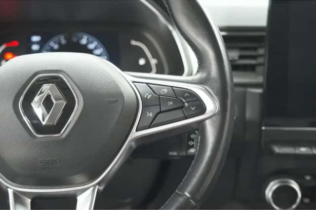 Renault Captur (2020) thumbnail 31