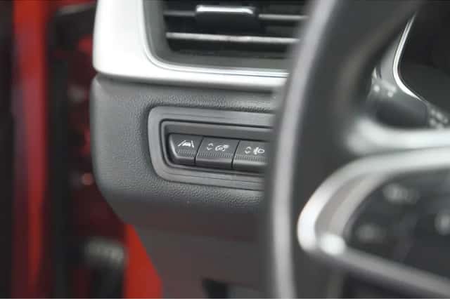 Renault Captur (2020) thumbnail 35