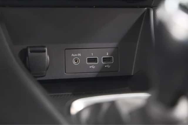 Renault Captur (2020) thumbnail 40