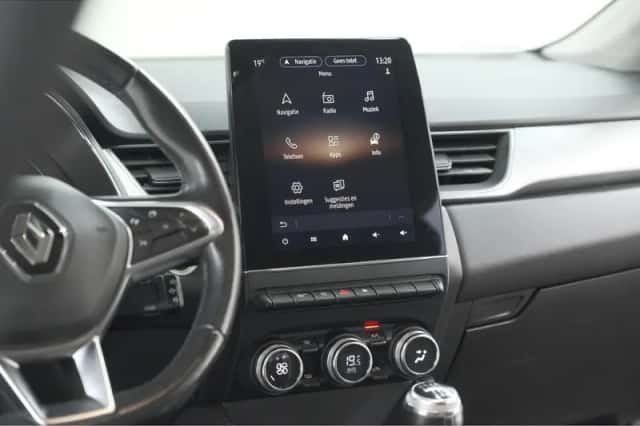 Renault Captur (2020) thumbnail 46