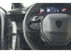 Peugeot 2008 (2024) thumbnail 33