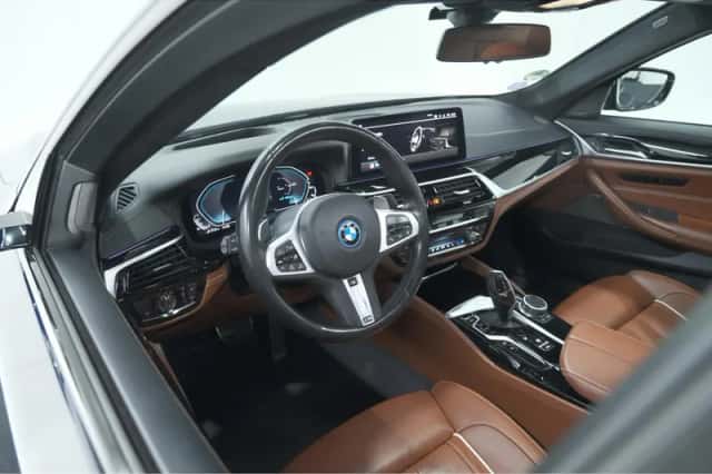 BMW 5-Serie (2022) thumbnail 2