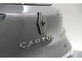 Renault Captur (2025) thumbnail 4