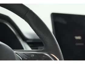 Renault Captur (2025) thumbnail 35