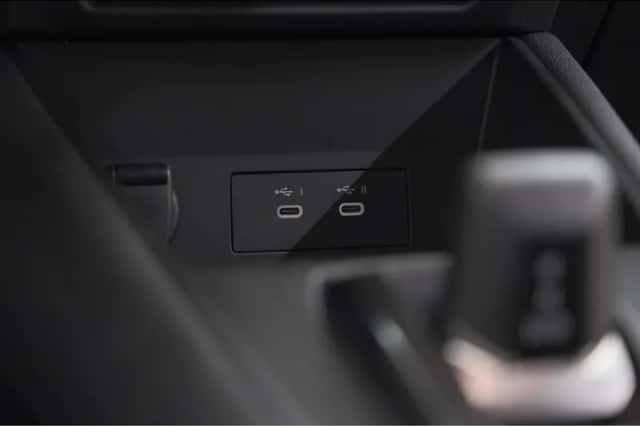 Renault Captur (2025) thumbnail 40