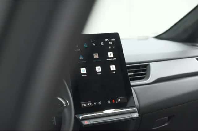 Renault Captur (2025) thumbnail 44