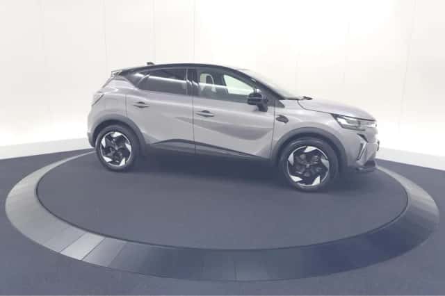 Renault Captur (2025) thumbnail 8