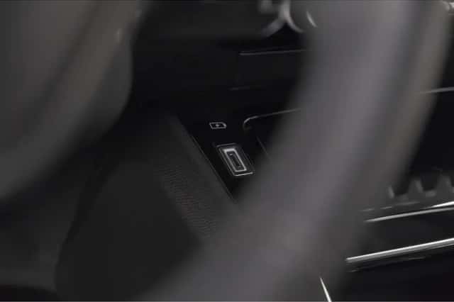 Peugeot 208 (2025) thumbnail 36