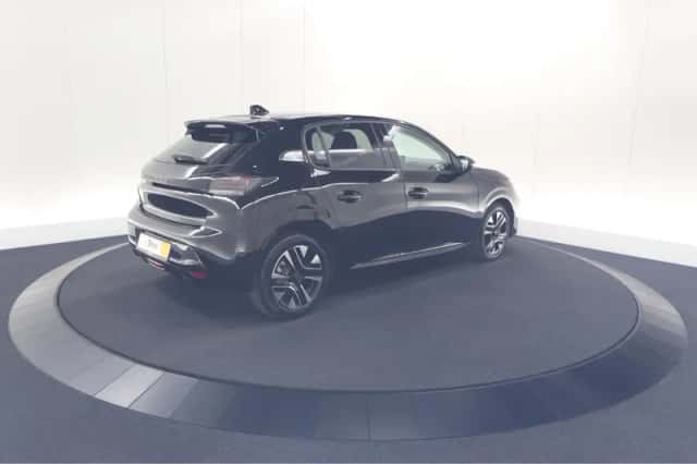 Peugeot 208 (2025) thumbnail 5