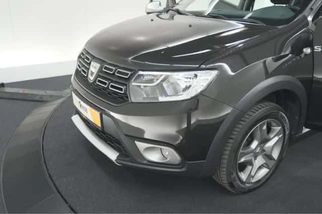 Dacia Sandero Stepway (2018) thumbnail 14