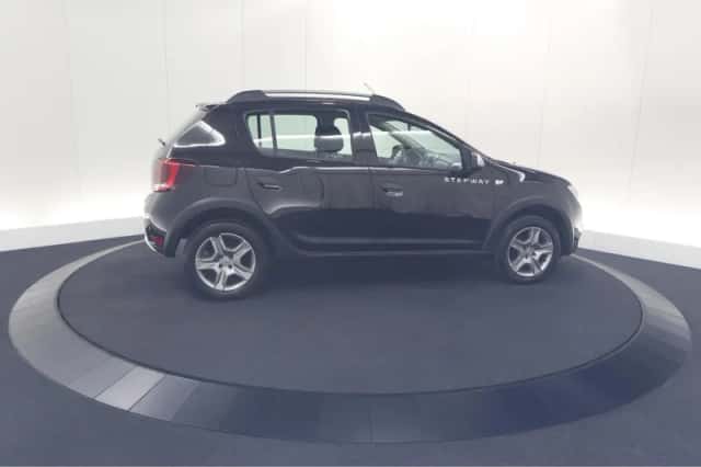 Dacia Sandero Stepway (2018) thumbnail 9
