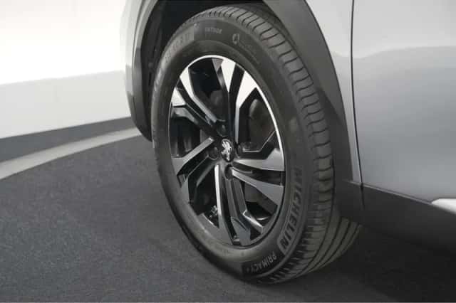Peugeot 2008 (2020) thumbnail 18