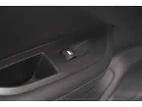 Peugeot 2008 (2020) thumbnail 24