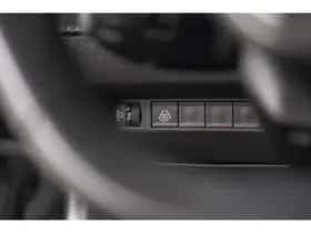 Peugeot 2008 (2020) thumbnail 33