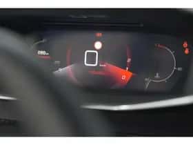 Peugeot 2008 (2020) thumbnail 36