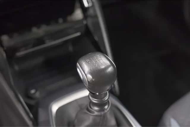 Peugeot 2008 (2020) thumbnail 38