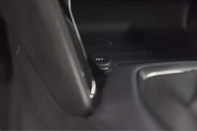 Peugeot 2008 (2020) thumbnail 39