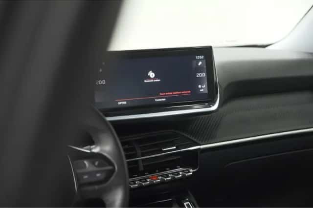 Peugeot 2008 (2020) thumbnail 44