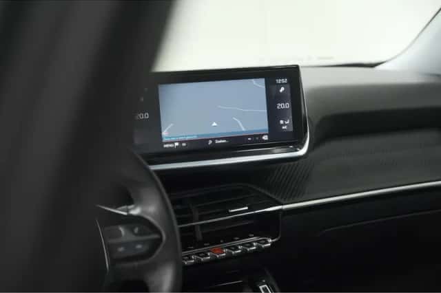 Peugeot 2008 (2020) thumbnail 45