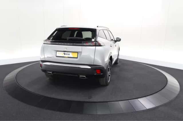Peugeot 2008 (2020) thumbnail 10