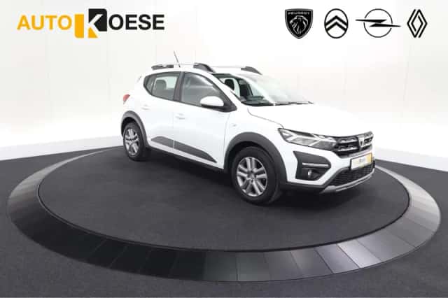 Dacia Sandero Stepway (2022) thumbnail 1
