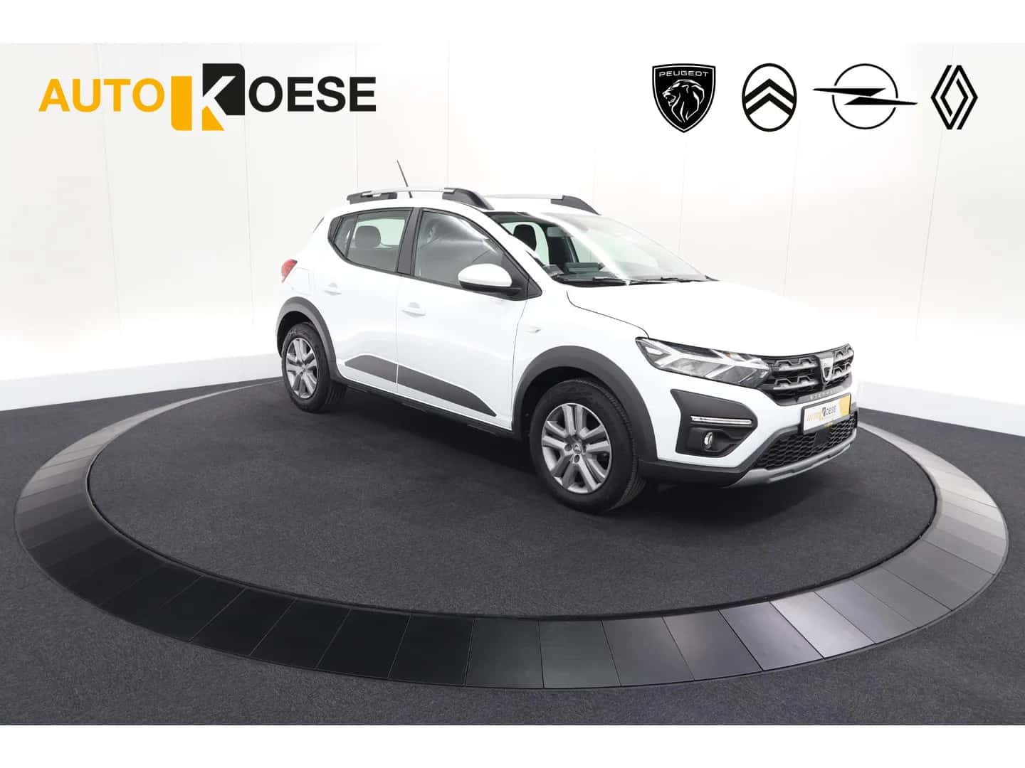 Dacia Sandero Stepway (2022) — foto 1