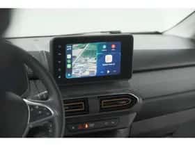 Dacia Sandero Stepway (2022) thumbnail 3