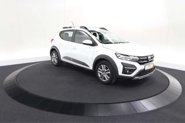 Dacia Sandero Stepway (2022) thumbnail 6