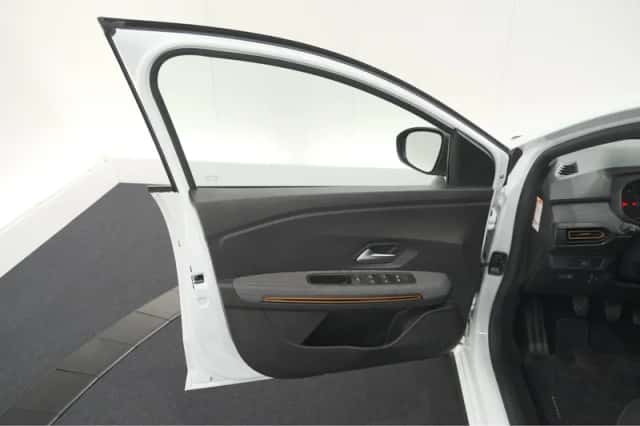 Dacia Sandero Stepway (2022) thumbnail 51