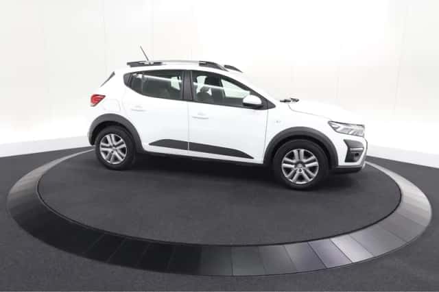 Dacia Sandero Stepway (2022) thumbnail 7