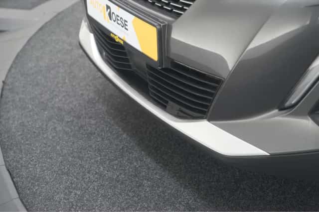 Peugeot 2008 (2020) thumbnail 16