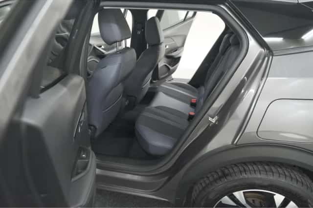 Peugeot 2008 (2020) thumbnail 28