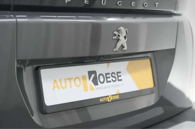 Peugeot 2008 (2020) thumbnail 4