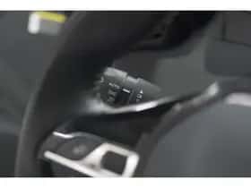 Peugeot 2008 (2020) thumbnail 33