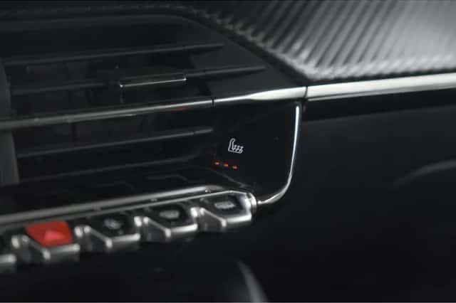 Peugeot 2008 (2020) thumbnail 44