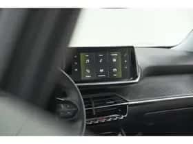 Peugeot 2008 (2020) thumbnail 46