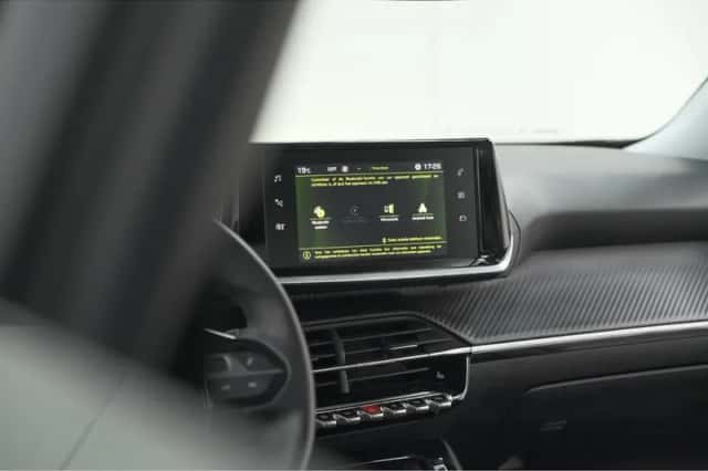Peugeot 2008 (2020) thumbnail 49