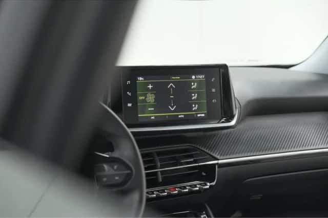 Peugeot 2008 (2020) thumbnail 51