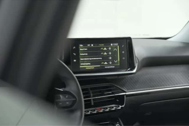 Peugeot 2008 (2020) thumbnail 52